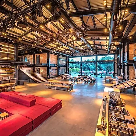 Warehouse By The (adults Only) 阿拉恰特