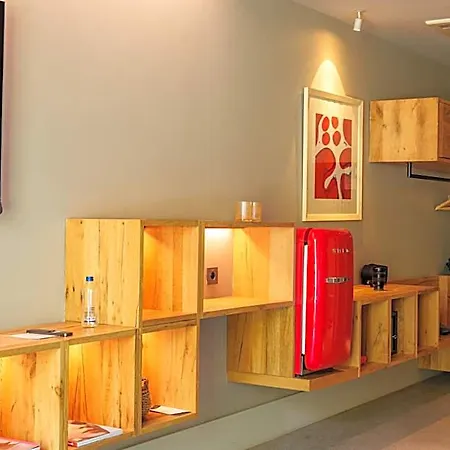 Warehouse By The (adults Only) 5*